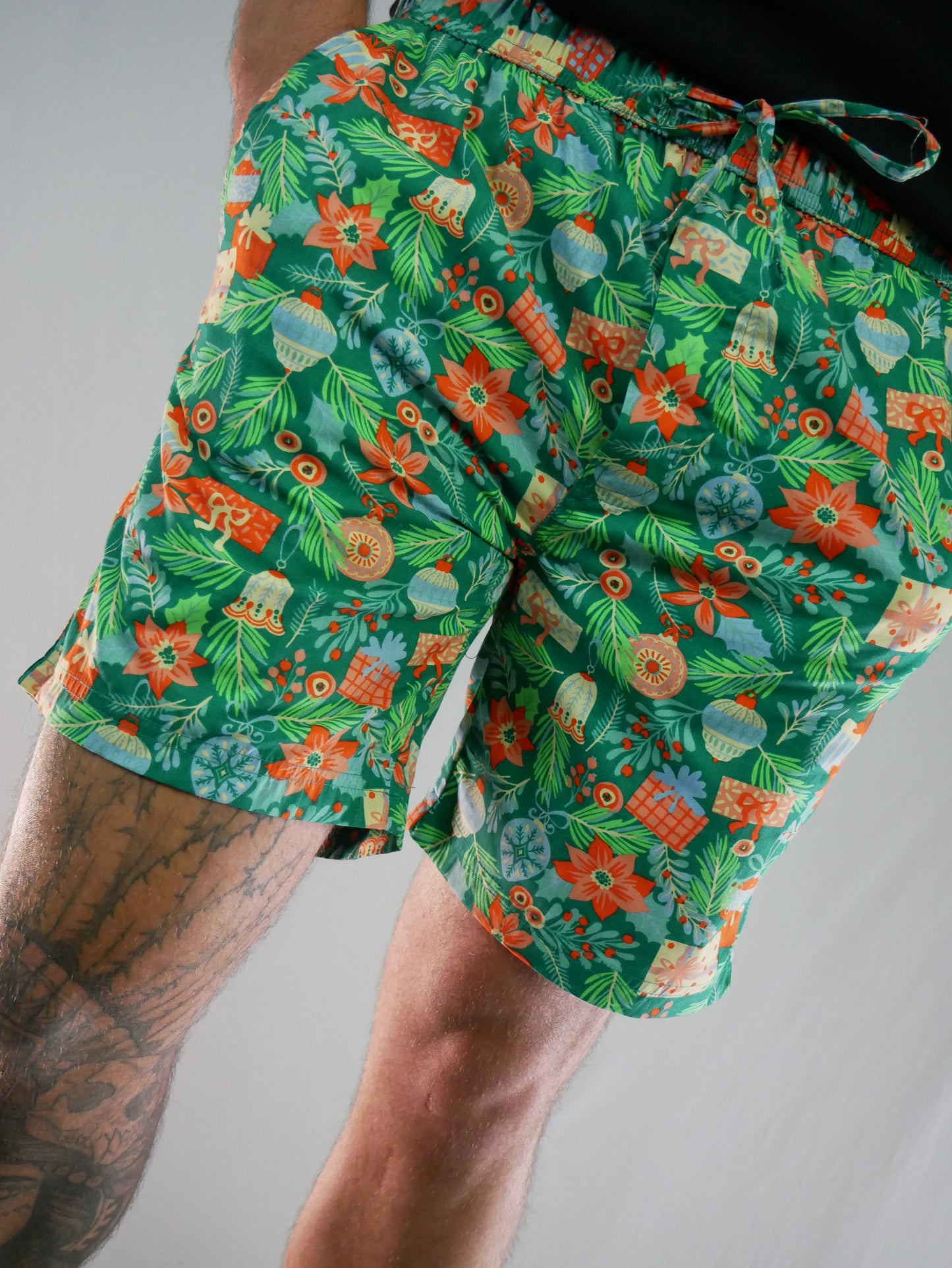MASSIVE CASUAL SHORTS (GREN/PEACH)/NEW