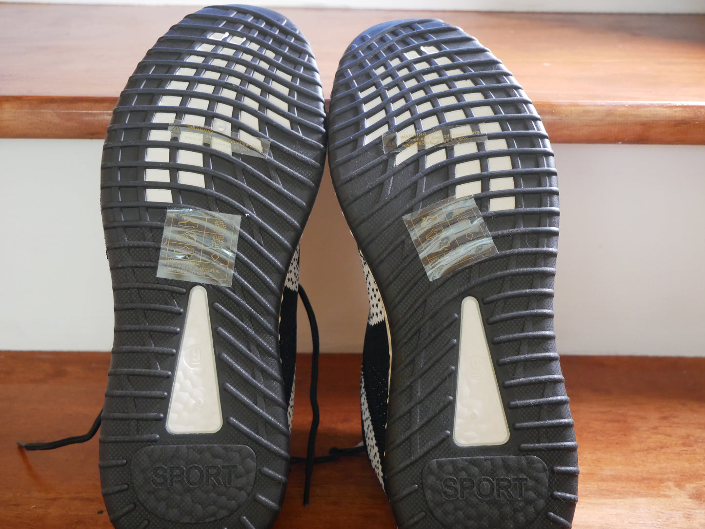 ECKO UNLTD LOW TOP SNEAKERS (BLACK)/ NEW