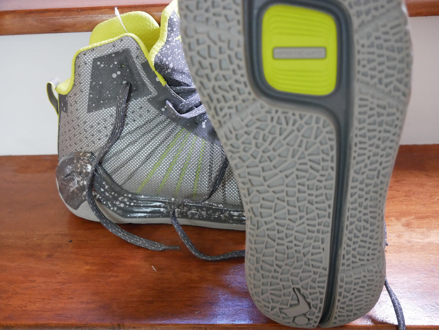 TESH TROOPER HIGH-TOP SNEAKERS (GRAY)/NEW