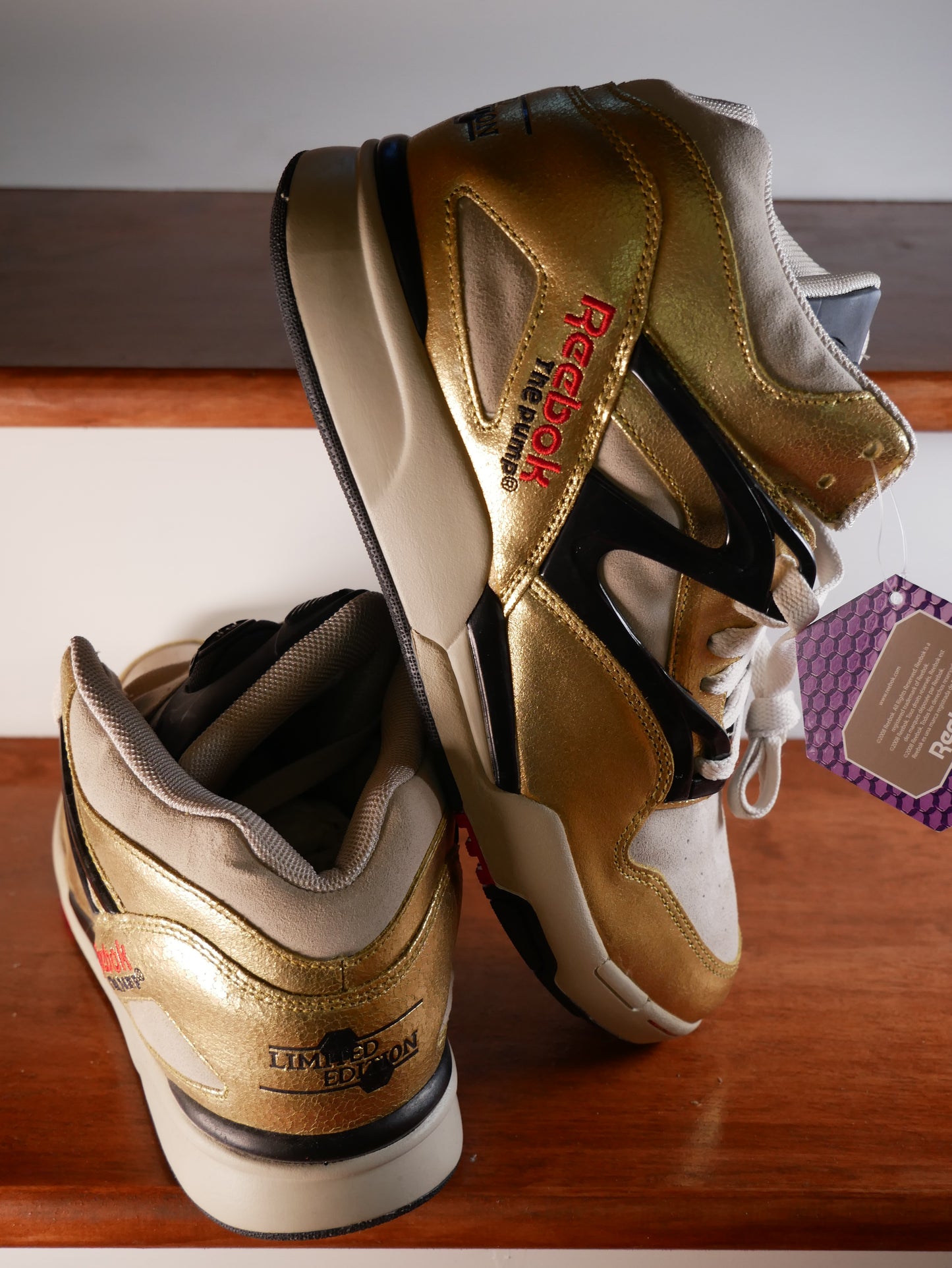 REEBOK THE PUMP HIGH-TOP LIMITED EDITION SNEAKERS (GOLD)/NEW
