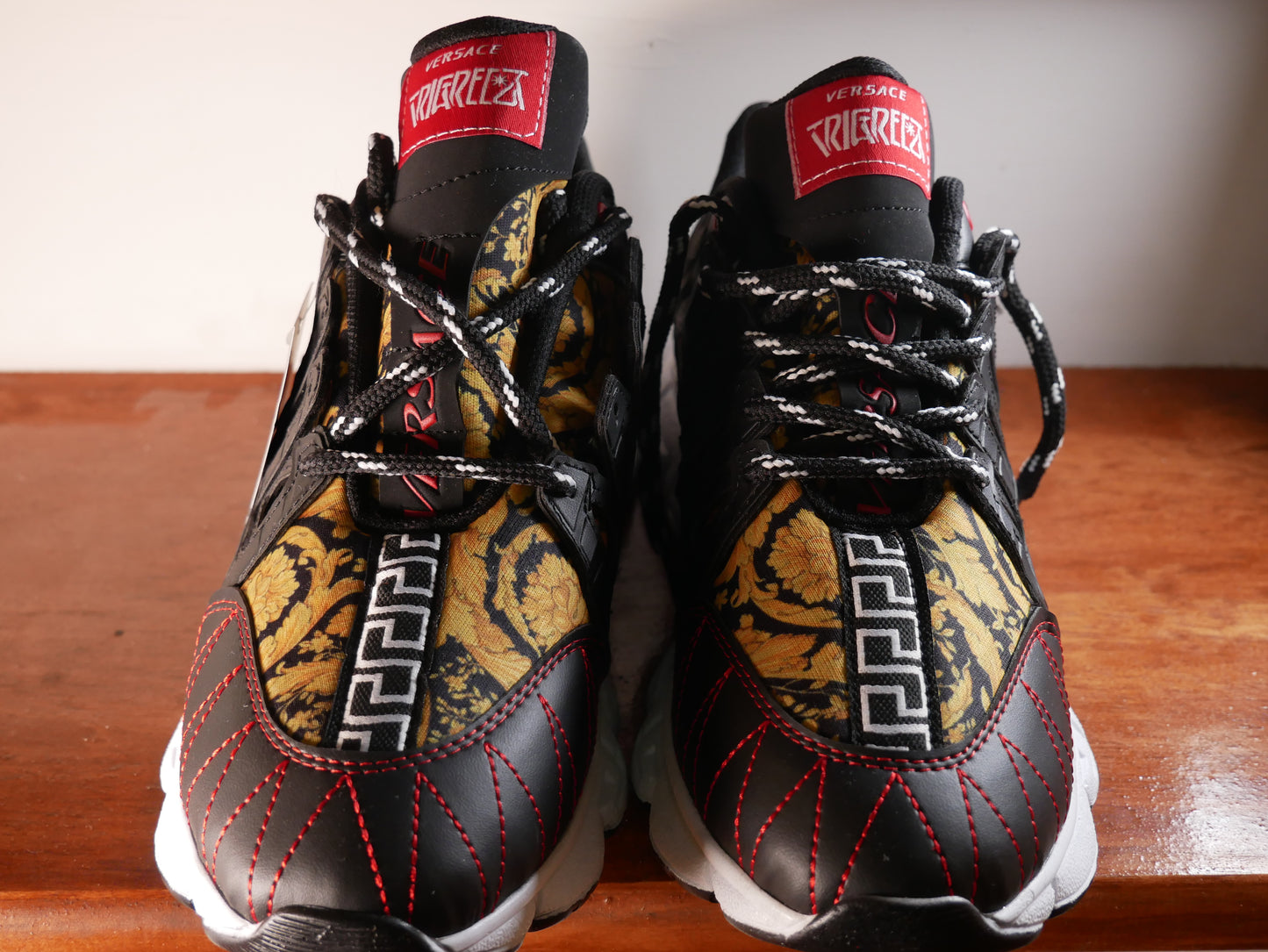 VERSACE TRIGRECA LOW TOP SNEAKERS ( BLACK & GOLD)/ NEW