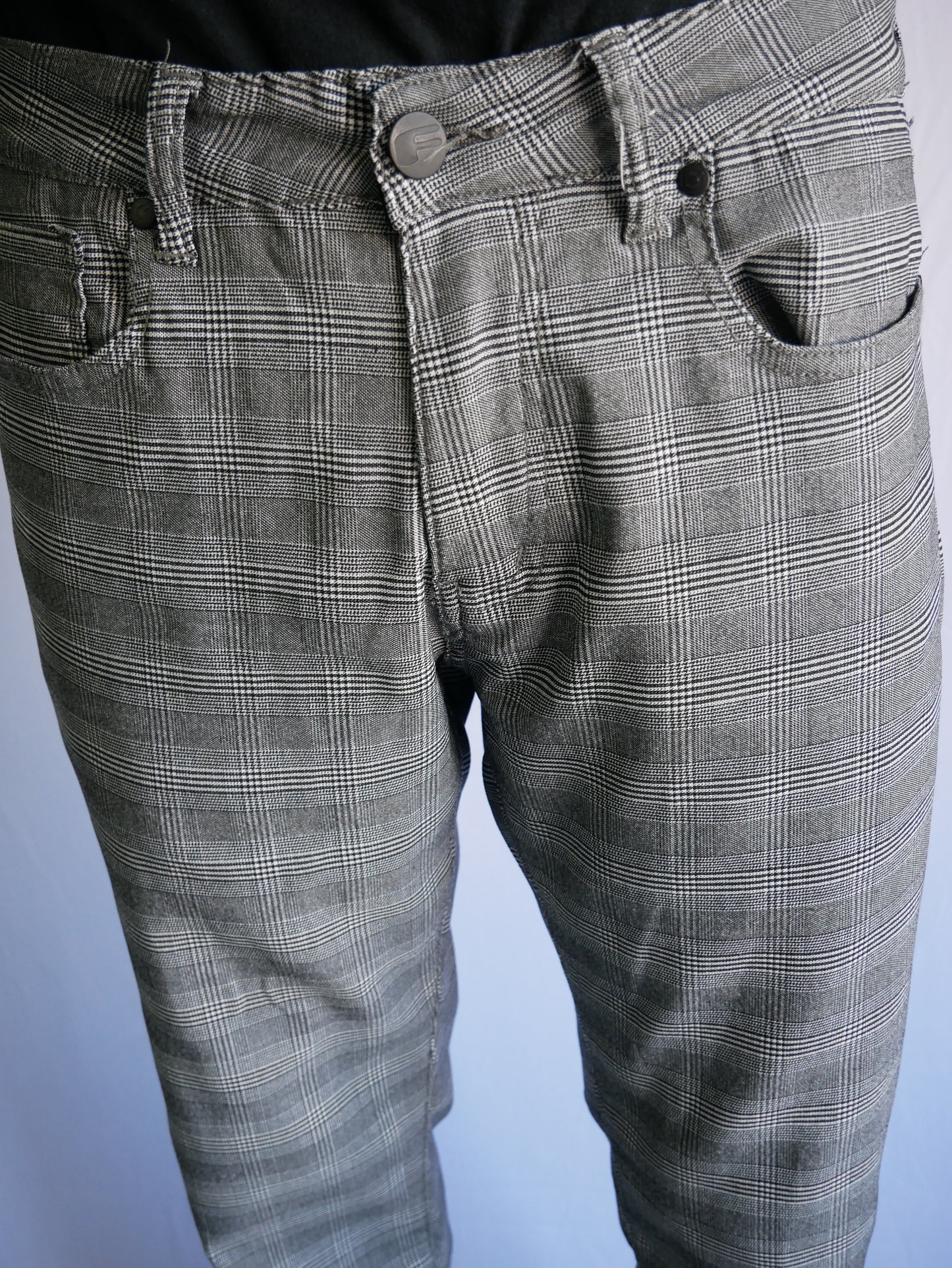 FRIED-DENIM CHECKERED PANTS. (GRAY)/NEW